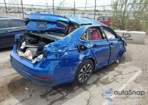 2024 Volkswagen Jetta 1.5T S из США, поврежденный, VIN 3VW5M7BU1RM078197